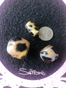 Sakibomb Leopard Beads